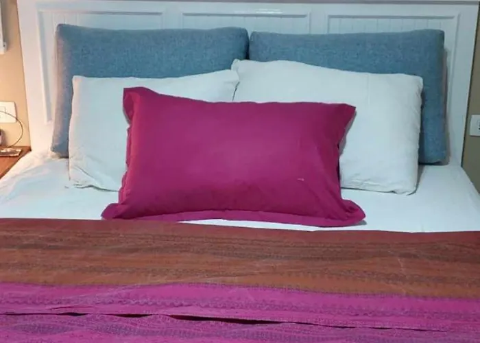 1 Bedroom Stylish Flat In Phase 2 Mh Apartment *